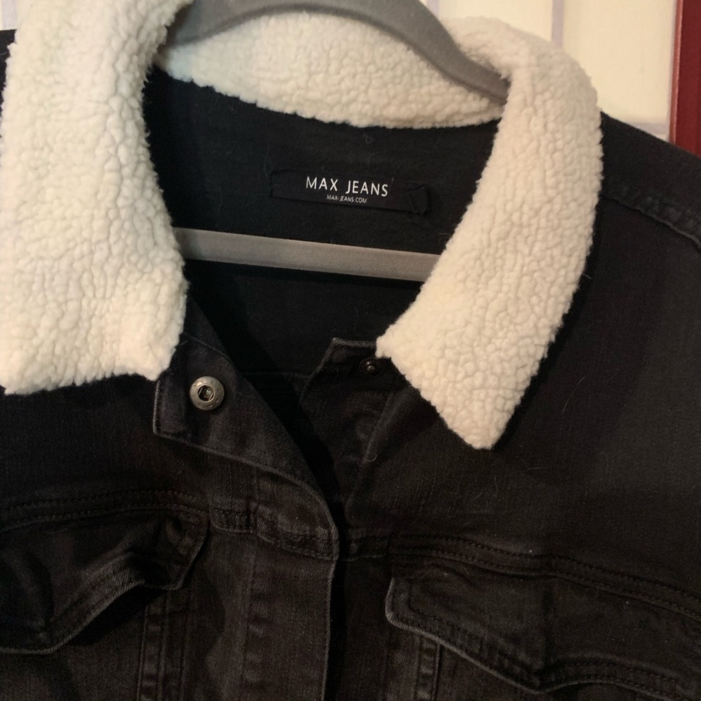 Max Jeans Black Denim Jacket with Faux Sherpa Collar - Picture 6 of 9